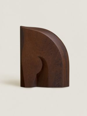 Alezan bookend