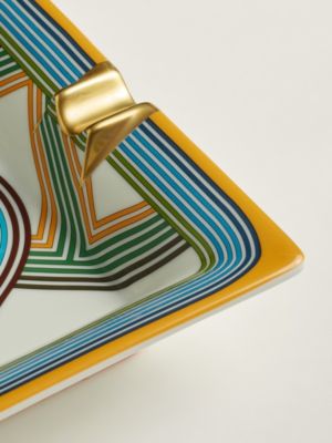 Circuit 24 Faubourg ashtray, View: Detail, detail, view 3 of 4
