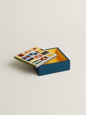 Theoreme Hippique Graphique box, small model, View: front, front, view 3 of 5