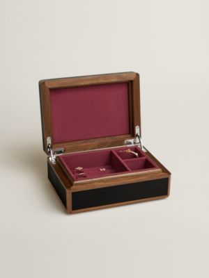 Amalthee ring box, small model, View: Context, context, view 5 of 7