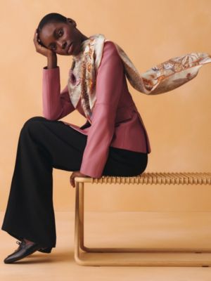 Equateur三角巾, 檢視: 佩戴, worn, 檢視共2張圖片的第3張