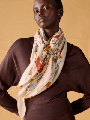 Mille et Un Lapins triangle, View: Worn, worn, view 2 of 3