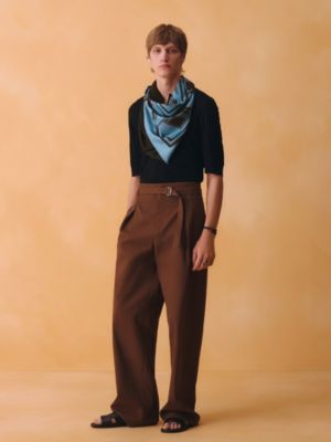 Hybride Les Coupes scarf 90, View: Worn, worn, view 2 of 4