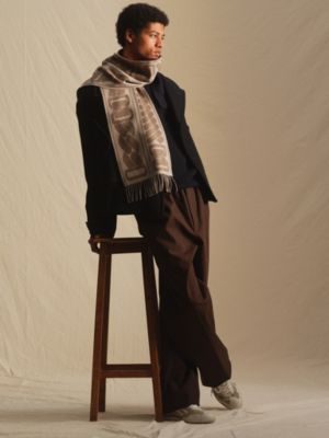 Clic, C'est Noue scarf, View: Worn, worn, view 2 of 3