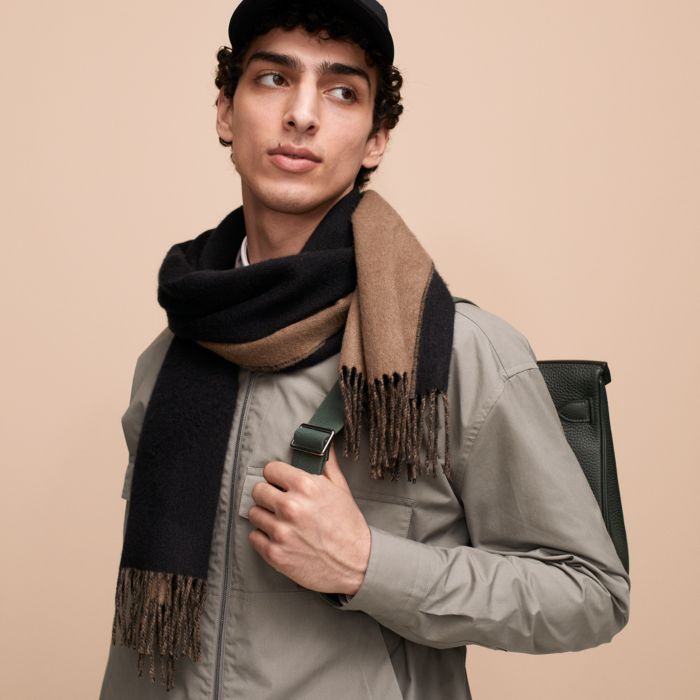 Louis Vuitton Men's Gray & Black Wool Reversible Scarf