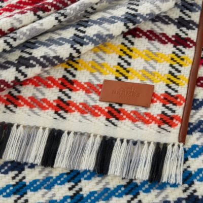 394081T 01_detail_wm_4 