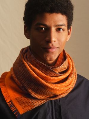 Soleil d'Hiver scarf, View: Worn, worn, view 2 of 3