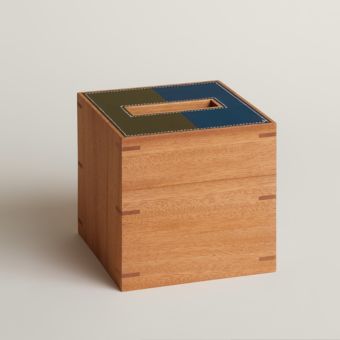 Hermes B08 Luxurious Walnut Wood Watch Box New!