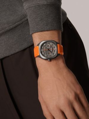 腕時計 《エルメス H08》 クロノグラフ 45&nbsp;mm, イメージ: 着用例, worn, ビュー2の3
