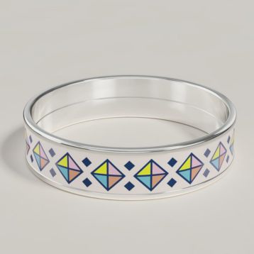 403317FPF1_video_2-AVS?&fit=