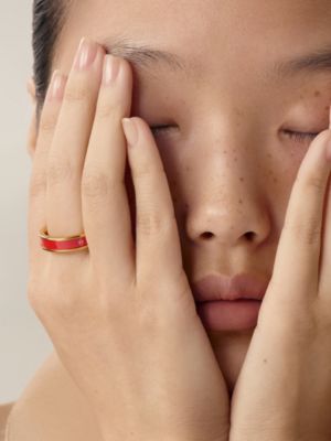 Uni ring, small model, View: Worn, worn, view 3 of 4