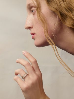 Uni ring, small model, View: Worn, worn, view 3 of 4