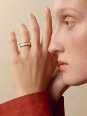 Ring Uni, kleines Modell, Ansicht: Getragene Ansicht, worn, Ansicht 2 von 3