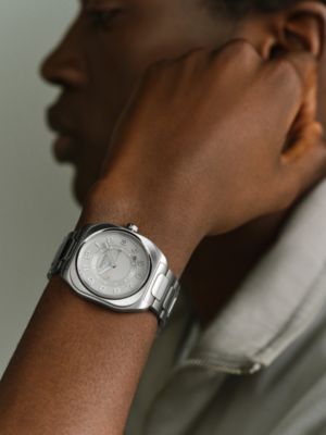 Hermès H08 watch, 42&nbsp;mm, View: Worn, worn, view 2 of 5