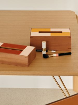 Pleiade en Casaque tissue box, large model, View: front, front, view 3 of 3