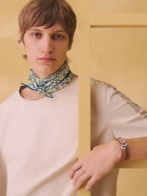 ロザンジュ ミニ 《カリグラフィ・エケストル》, イメージ: 着用例, worn, ビュー2の3