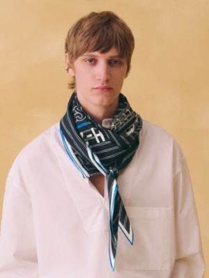 로장지, 보기: 이미지: 제품 착용 이미지, worn, 2개 중 4번째 보기