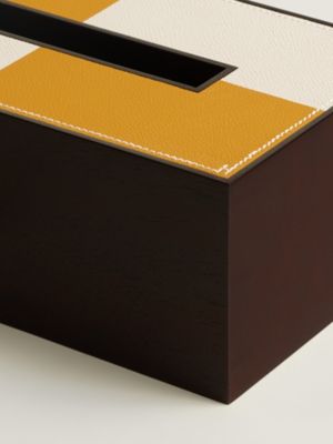 Pleiade en Casaque tissue box, large model, View: Detail, detail, view 2 of 2