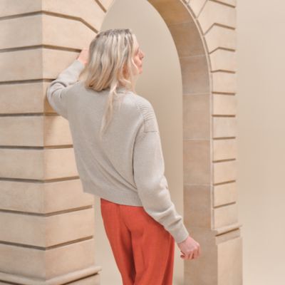Cashmere long-sleeve sweater