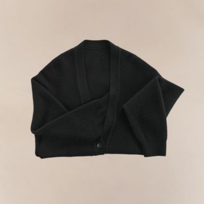 4H2702D102_worn_1?size=3000,