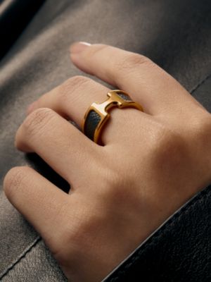 Olympe ring, small model, View: Worn, worn, view 3 of 3