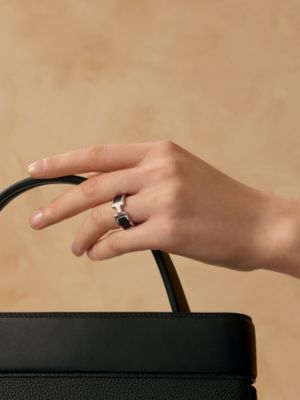 Olympe ring, small model, View: Worn, worn, view 2 of 2