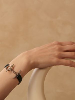 レザーブレスレット 《クロワジエール》, イメージ: 着用例, worn, ビュー2の2