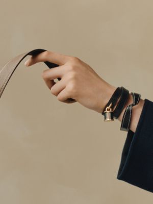 Brazalete Twist, Vista: Ver artículo puesto, worn, vista 2 de 3