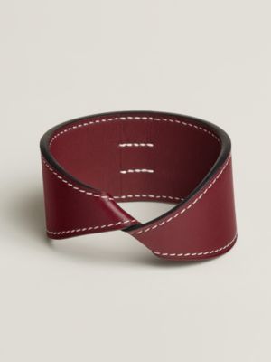 Twist bangle