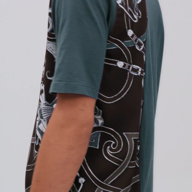 【1枚でコーデが完成する】HERMES L'Instruction du Roy Tシャツ L'Instruction du Roy