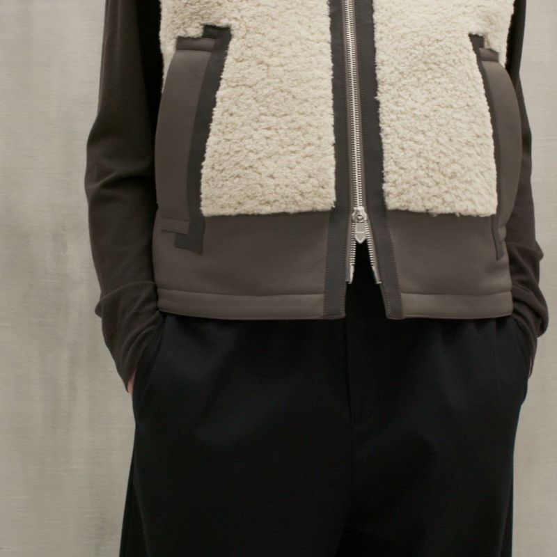 トップス Vintage Hermes / Knit Vest / Size XL Straight cut vest - Blue - 60 | Hermès UK