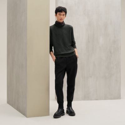 565121H902_worn_1?size=3000,