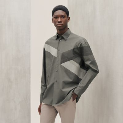 最終値下げ！2023春夏　エルメス　シャツ　新作　新品未使用 2023年 春夏 HERMES エルメス 半袖Tシャツ 刺繍入り ポケット付