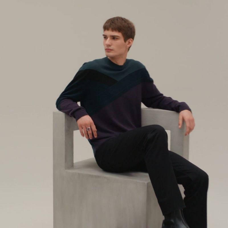 ラウンドネックニット 《カザック》 | Hermès - エルメス-公式サイト