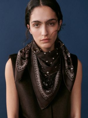 カレ 90 エクセプショナル 《チーター・バンダナ》, イメージ: 着用例, worn, ビュー2の5