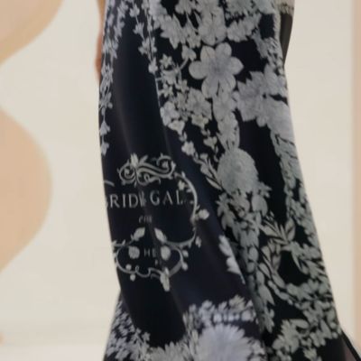 Vista: video, Gonna svasata con stampa “Brides de Gala en Fleurs Esquisse”