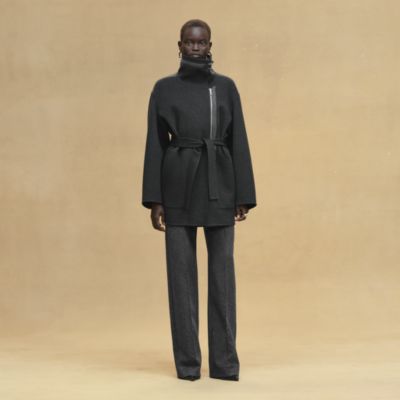 5H0131DAFV_worn_2?size=3000,