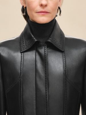 퍼포레이티드 디테일 롱 코트, 보기: 이미지: 제품 착용 이미지, worn, 5개 중 7번째 보기