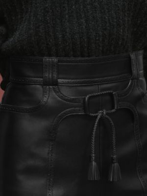 Short com detalhes perfurados, Exibir: Sendo usado, worn, visualizar 5 de 6