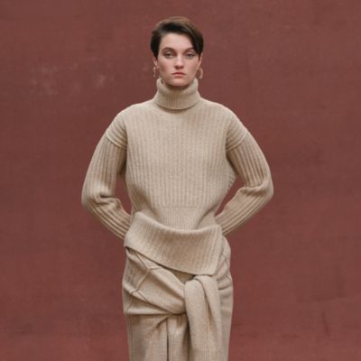 5H2627DAD1_worn_2?size=3000,