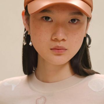 ロングスリーブライトニット 《キャンディ・リブリス》モチーフ