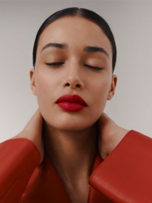 Nachfüllstift matter Lippenstift, Rouge Bleu, Ansicht: Getragene Ansicht, worn, Ansicht 4 von 5
