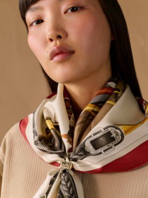 Bolduc scarf ring, View: Worn, worn, view 2 of 2