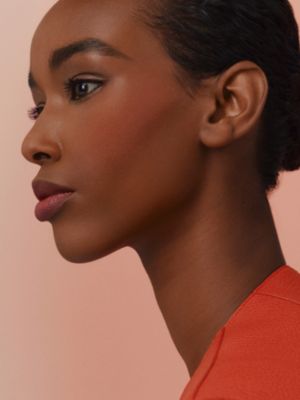 Silky blush powder, Rose Pommette, View: Worn, worn, view 4 of 8