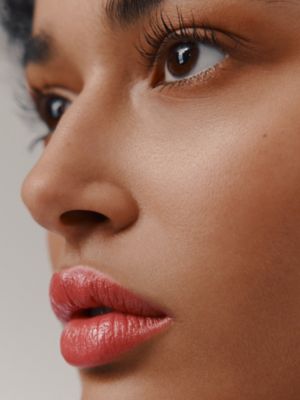 Glänzender Lippenstift Silky, Beige Midi, Ansicht: Getragene Ansicht, worn, Ansicht 5 von 8