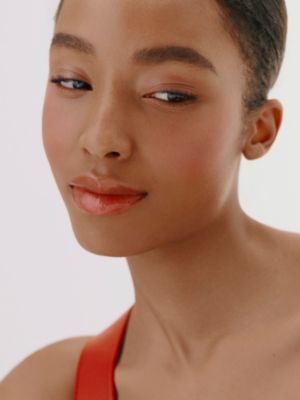 Infused Care Oil, Corail Bigarade, View: Worn, worn, view 2 of 6