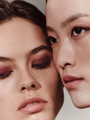 아이섀도우 팔레트, 옹브르 모르도레, 보기: 이미지: 제품 착용 이미지, worn, 6개 중 10번째 보기