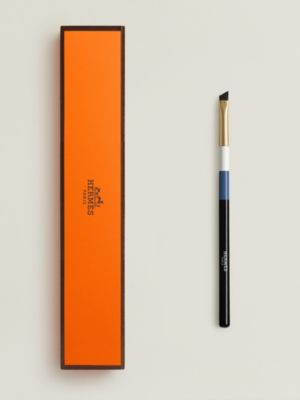 Angled brush, Le Traceur, View: front, front, view 2 of 3