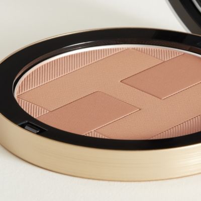 Hermès face make-up: powders and highlighters | Hermès USA