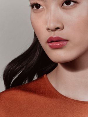 샤이니 립스틱 루즈 아비스 리미티드 에디션, 보기: 이미지: 제품 착용 이미지, worn, 7개 중 9번째 보기